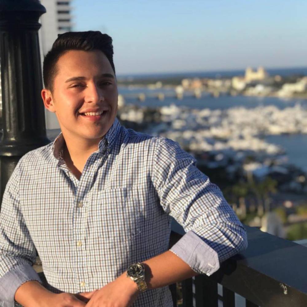 Meet your Posher, Juan